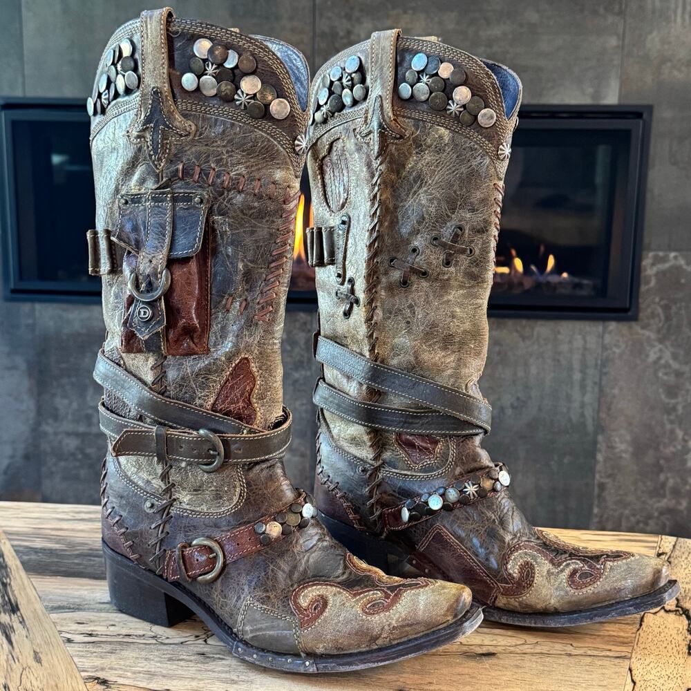 Double D Ranch Lane Frontier Trapper Cowgirl Boots Studded Leather Sz 9 DD9004A